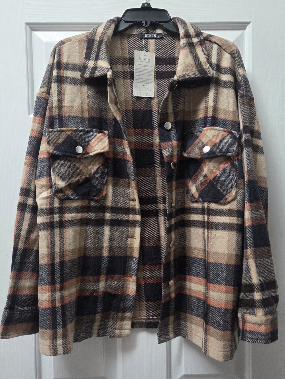 NWT Women's Beige Plaid Shacket Jacket